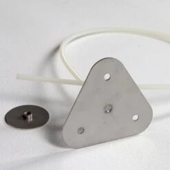 Antivol Storus, Plaque De Sol Ă Visser