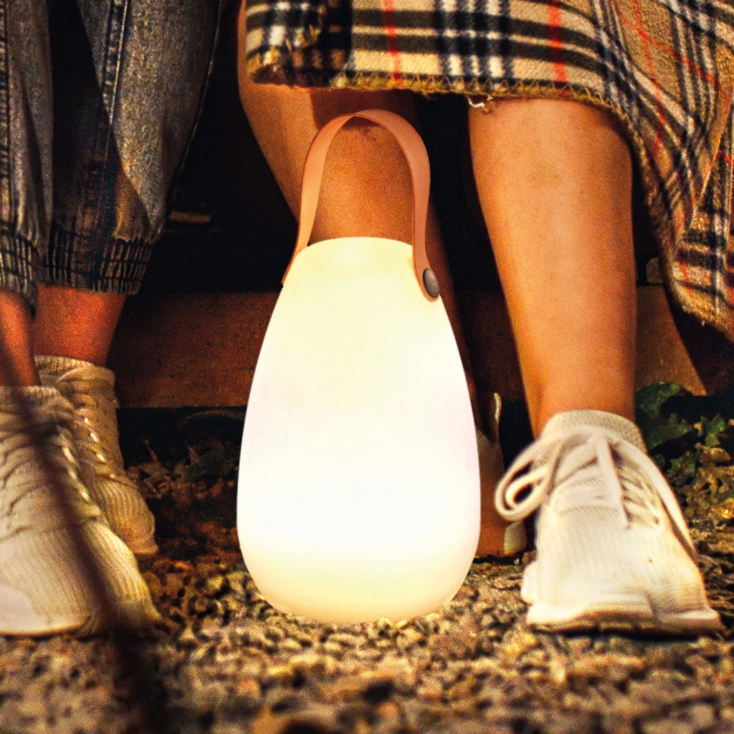 Lampe à Poser LED Ruby, Couleurs RVB, Ø 14 Cm 1 Lampe à Poser LED Ruby, Couleurs RVB, Ø 14 Cm