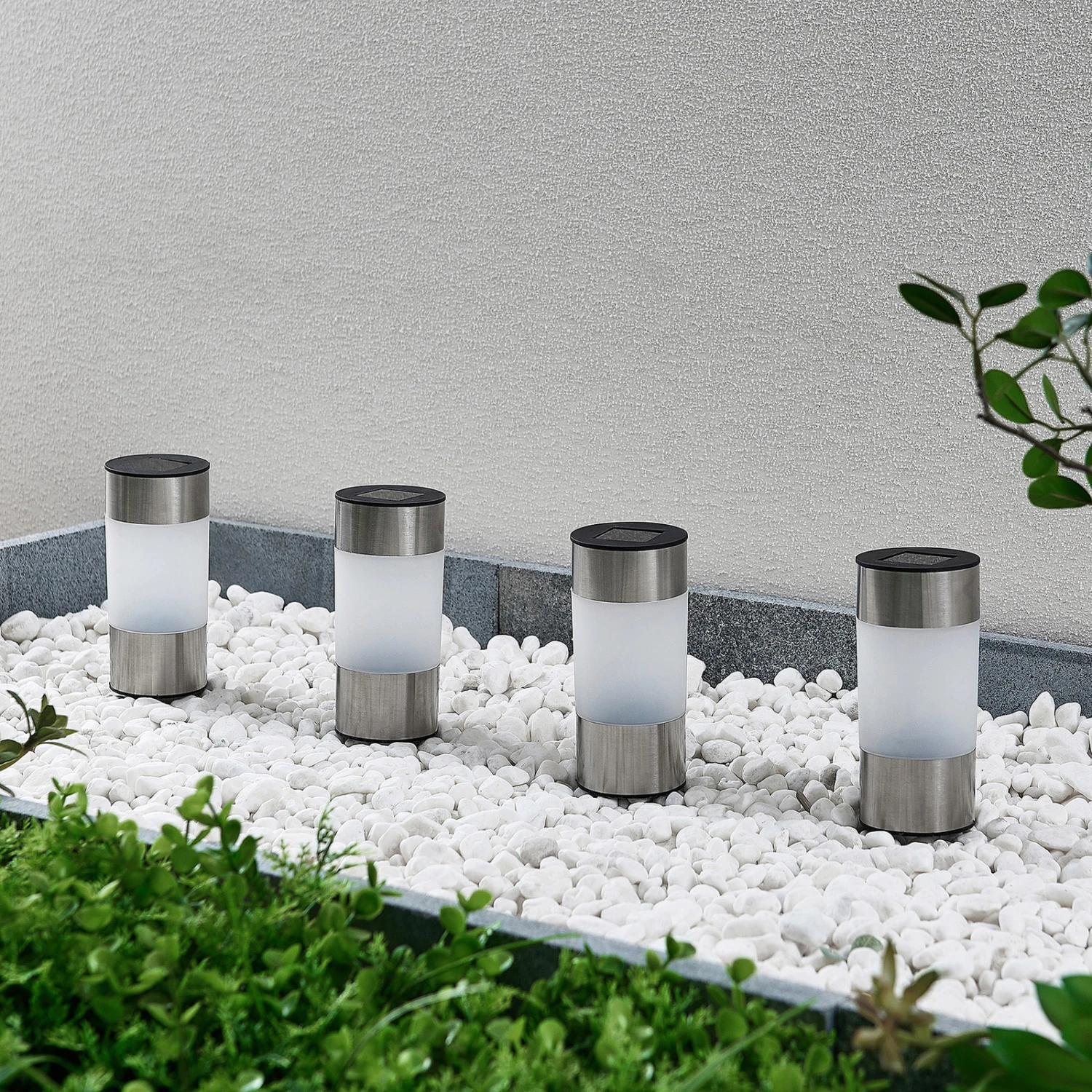 Lindby Jocob Piquet Solaire LED, Lot De 4 2 Lindby Jocob Piquet Solaire LED, Lot De 4 – Image 2