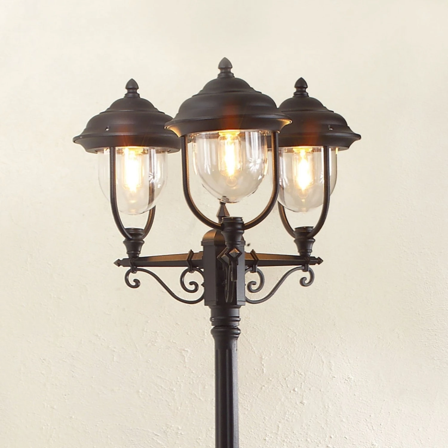 Konstsmide Lampadaire Candélabre 3 Abat-jours Parma Noir 3 Konstsmide Lampadaire Candélabre 3 Abat-jours Parma Noir – Image 3