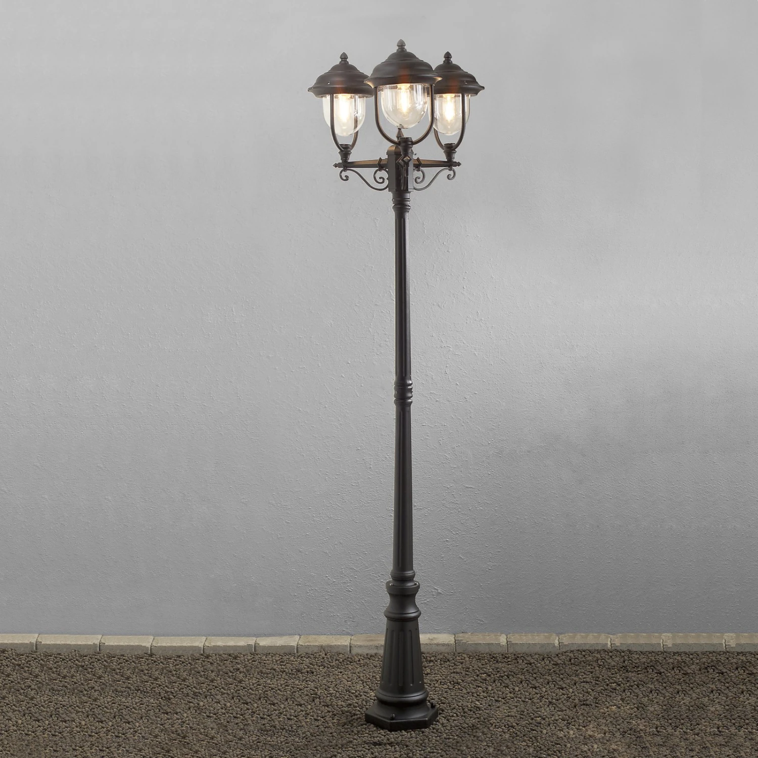 Konstsmide Lampadaire Candélabre 3 Abat-jours Parma Noir 1 Konstsmide Lampadaire Candélabre 3 Abat-jours Parma Noir