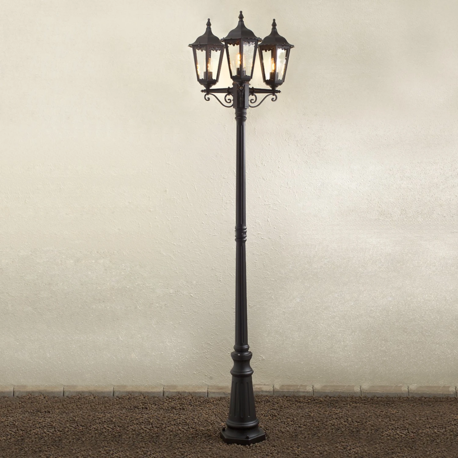 Konstsmide Lampe Pour Mât Firenze à 3 Lampe, Noire 3 Konstsmide Lampe Pour Mât Firenze à 3 Lampe, Noire – Image 3