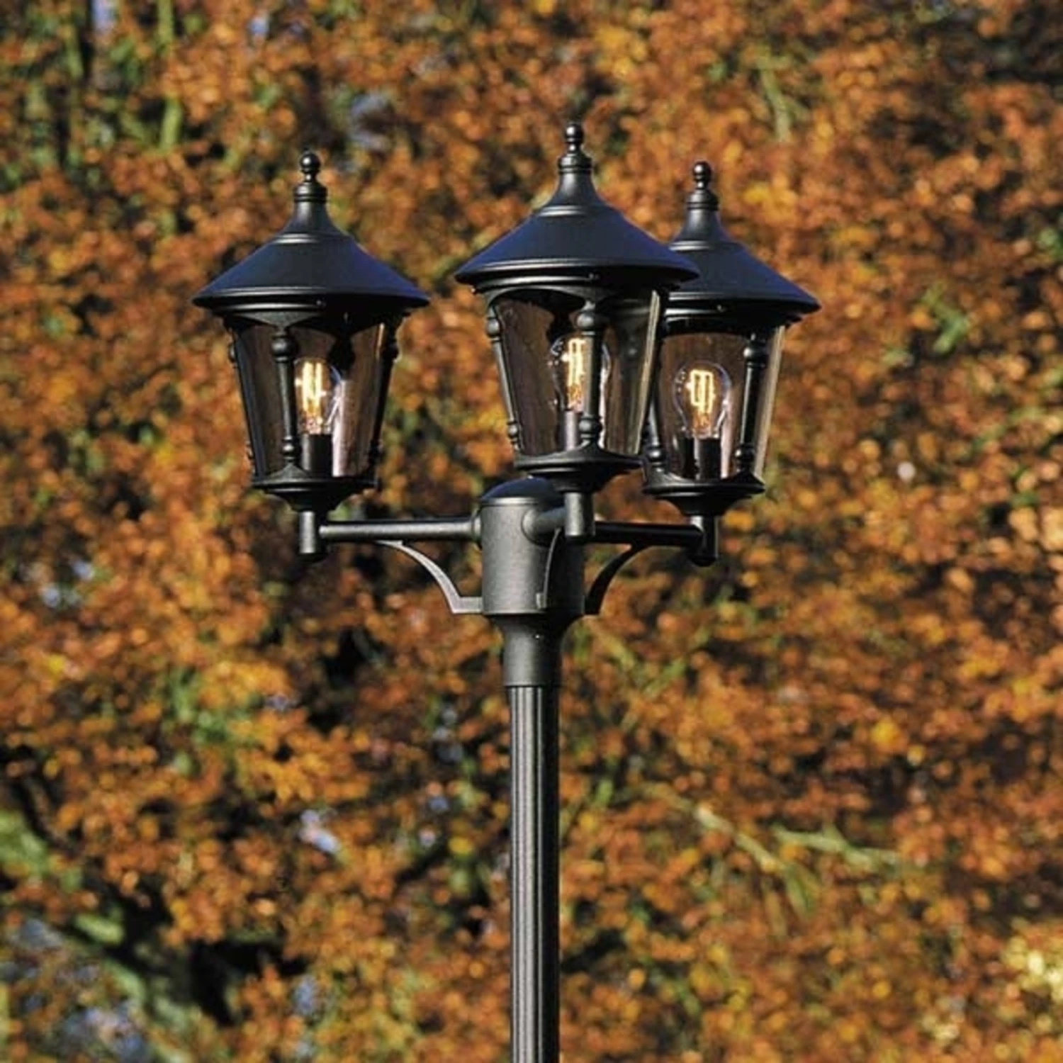 Konstsmide Lampadaire D’extérieur Virgo, 3 Lampes, Noir Mat 2 Konstsmide Lampadaire D’extérieur Virgo, 3 Lampes, Noir Mat – Image 2