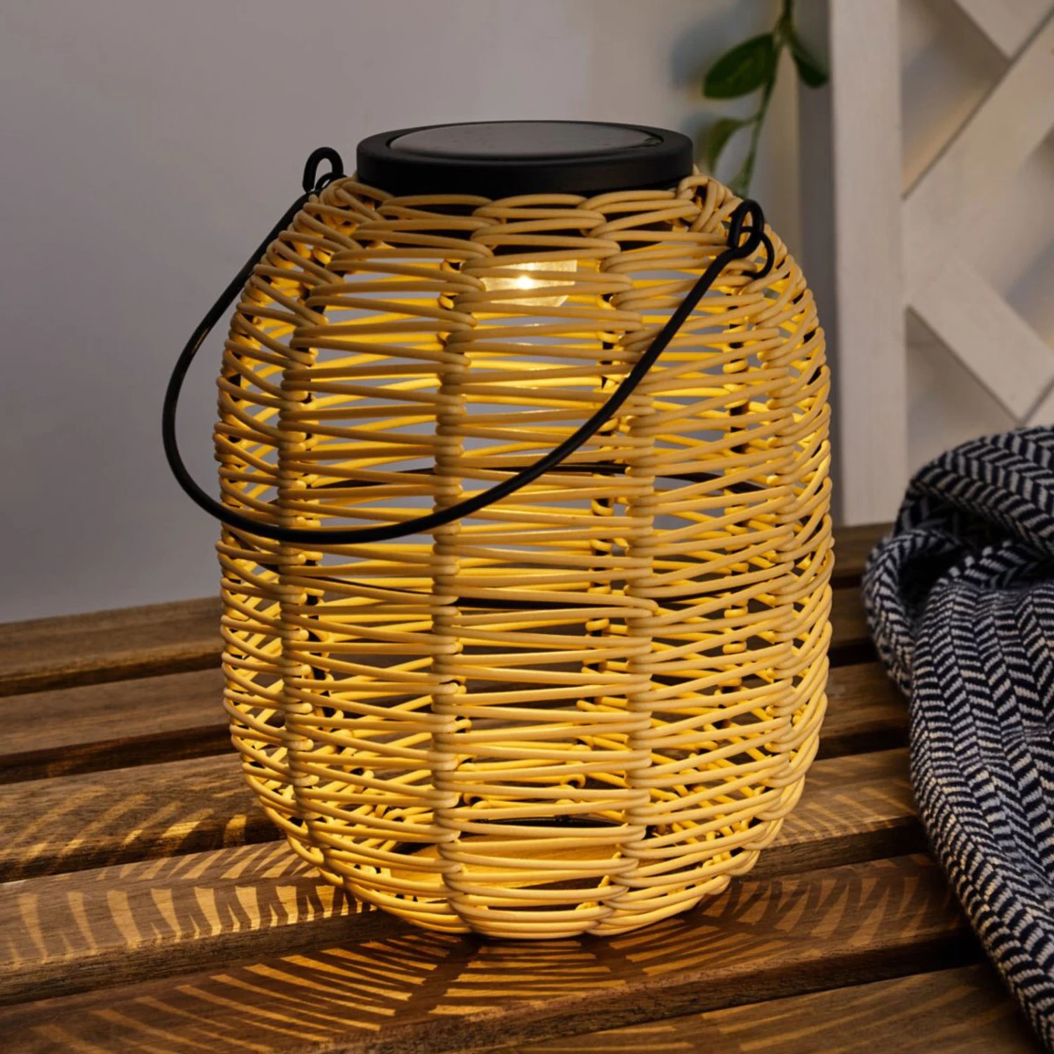 Pauleen Sunshine Treasure Lanterne Solaire LED 1 Pauleen Sunshine Treasure Lanterne Solaire LED