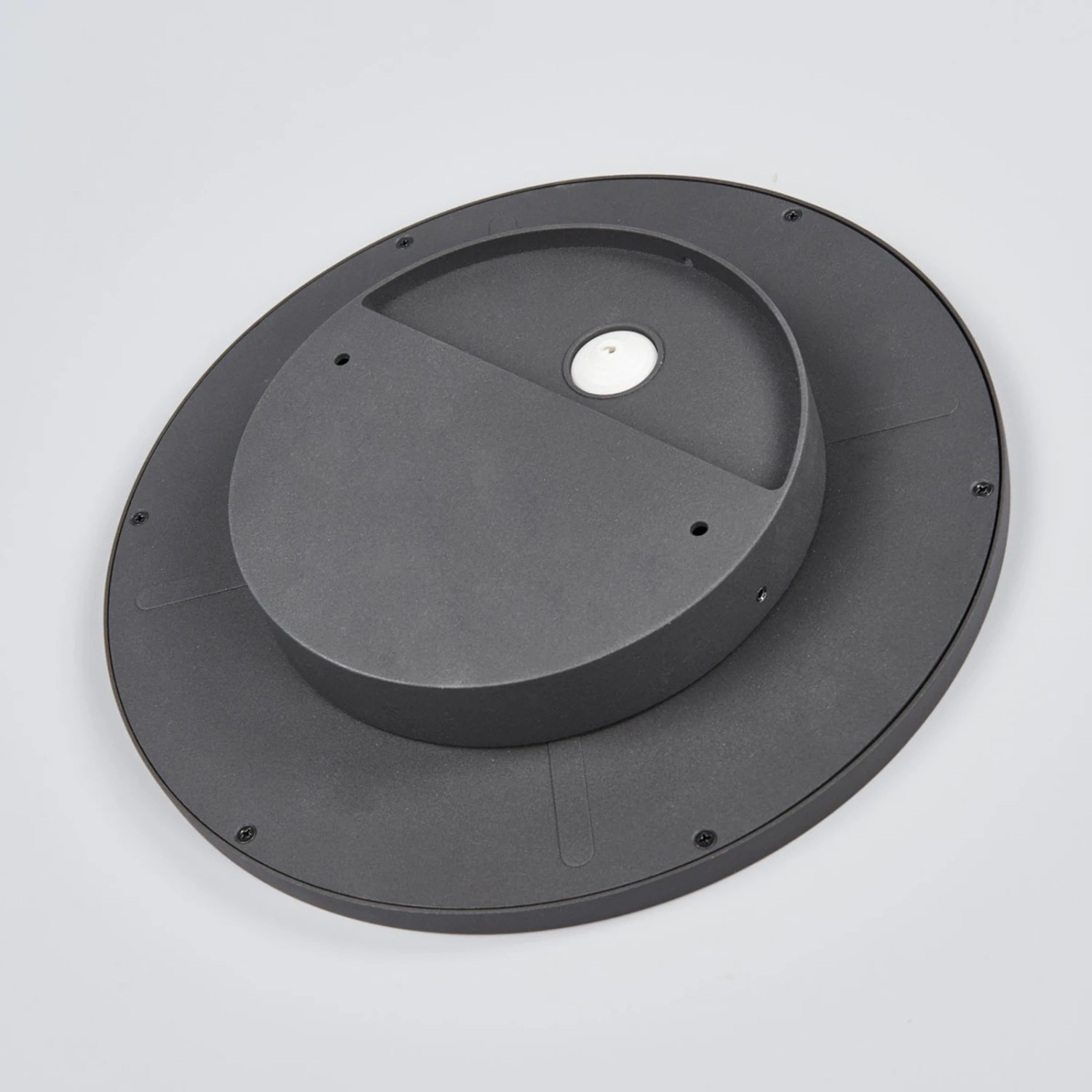 Lucande Plafonnier D'extérieur LED Malena à Capteur 8 Lucande Plafonnier D'extérieur LED Malena à Capteur – Image 8